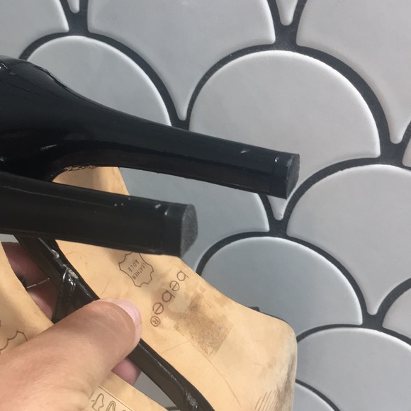 Women’s Black Patented BEBE Strappy Heels Size 10 - Picture 8 of 10